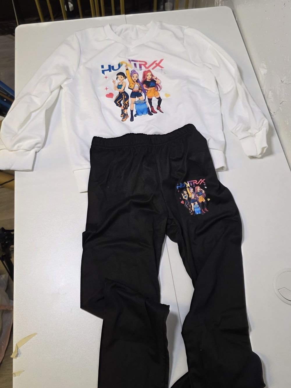 Kids White & Black Graphic Sweatshirt and Jogger Set
